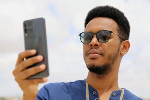 Fiber vs. Satellite: The Battle for Internet Dominance in Africa