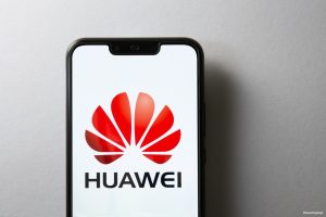 Huawei logo on screen of Huawei Nova 3i with white background